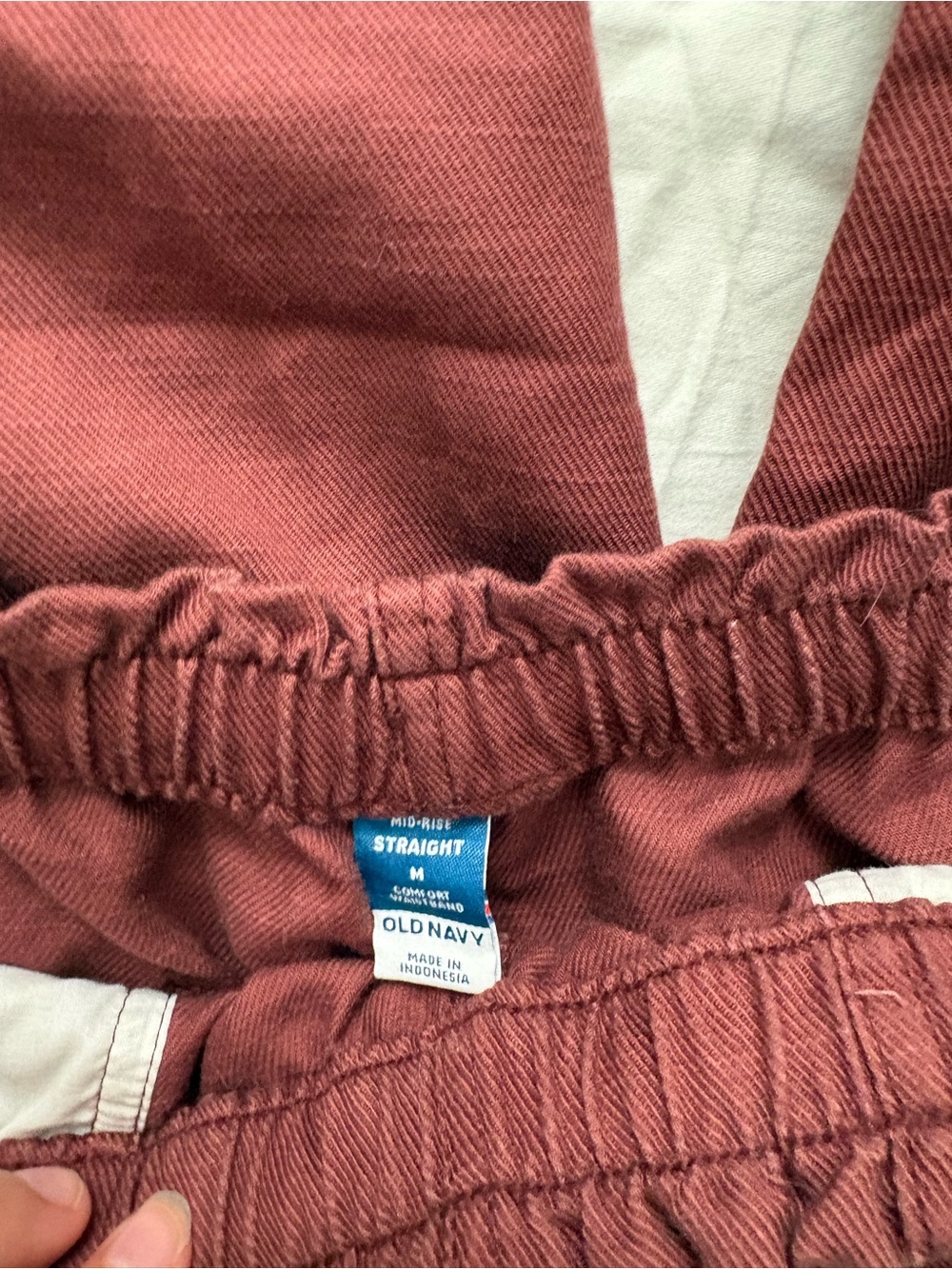 Old Navy Drawstring Capris - Picture 3 of 3